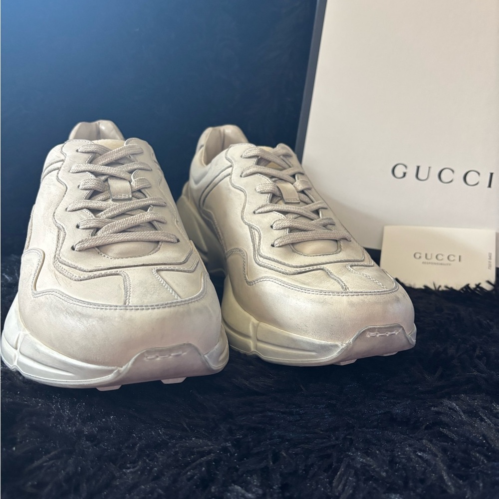 Gucci Men's Rhyton Distressed Dirt Leather Cream Sneakers
